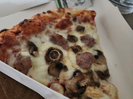Coop Pizzeria